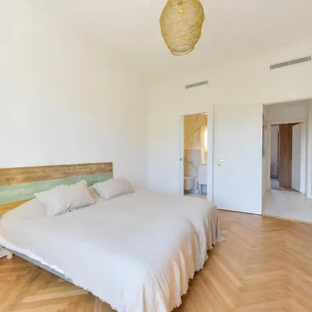 Rare Luxury 3-br Near The Croisette Cannes