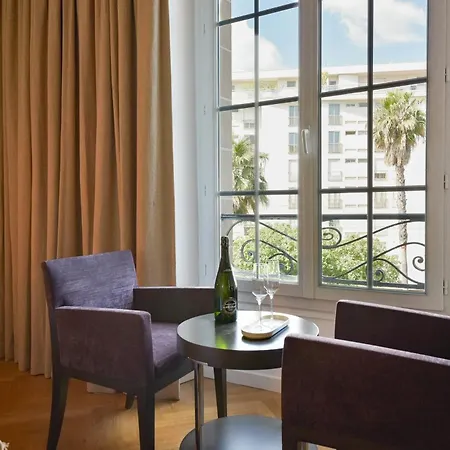 Rare Luxury 3-br Near The Croisette * Cannes