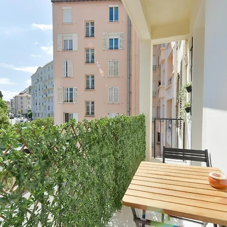Rare Luxury 3-br Near The Croisette Lejlighed Cannes